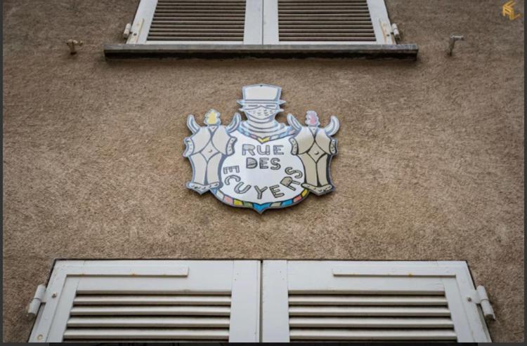 L Ecuyer Appartement Au Coeur Du Quartier Historique Chartres Exterior photo